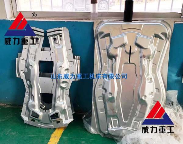 壓力機(jī)產(chǎn)品-汽車門內(nèi)板